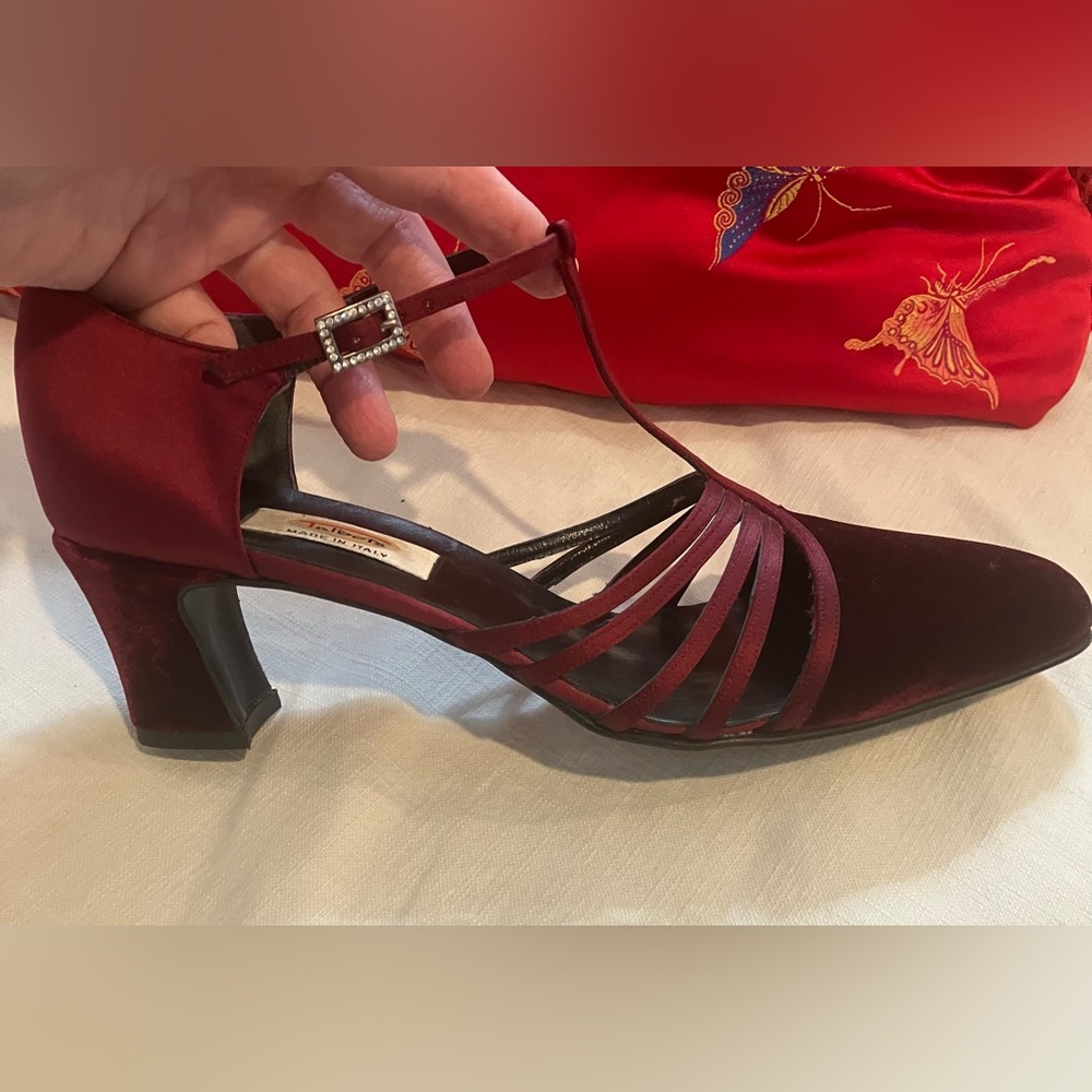 Talbots Garnet Velvet/Satin Pumps